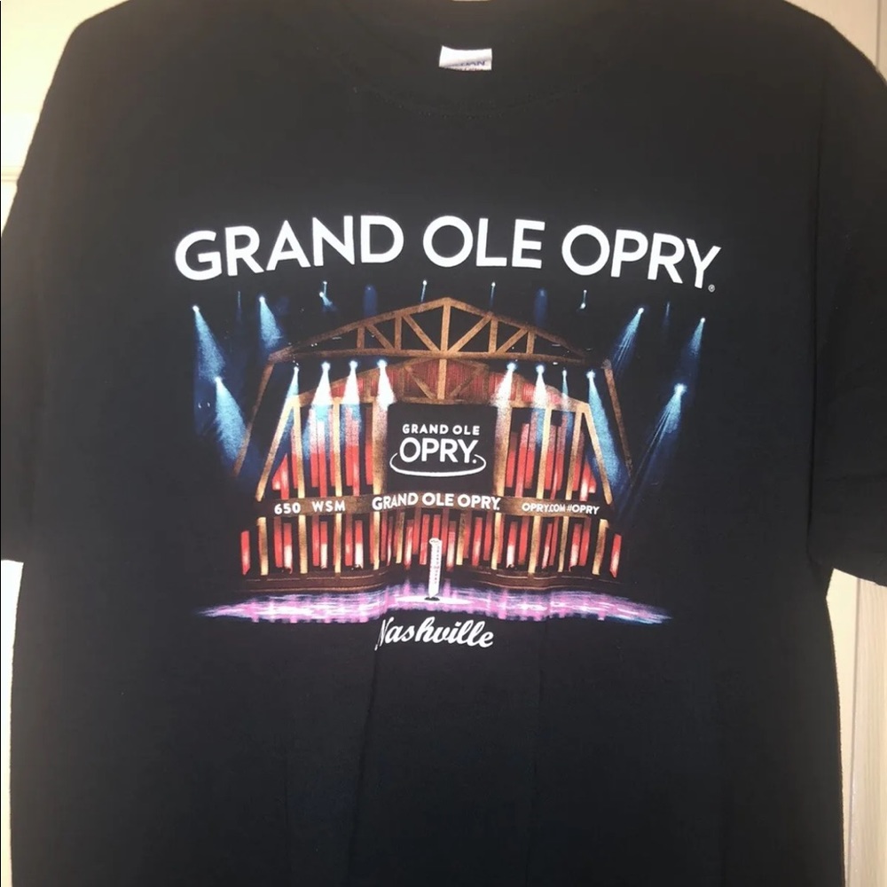 Grand Ole Opry Nashville T-Shirt (Size L)